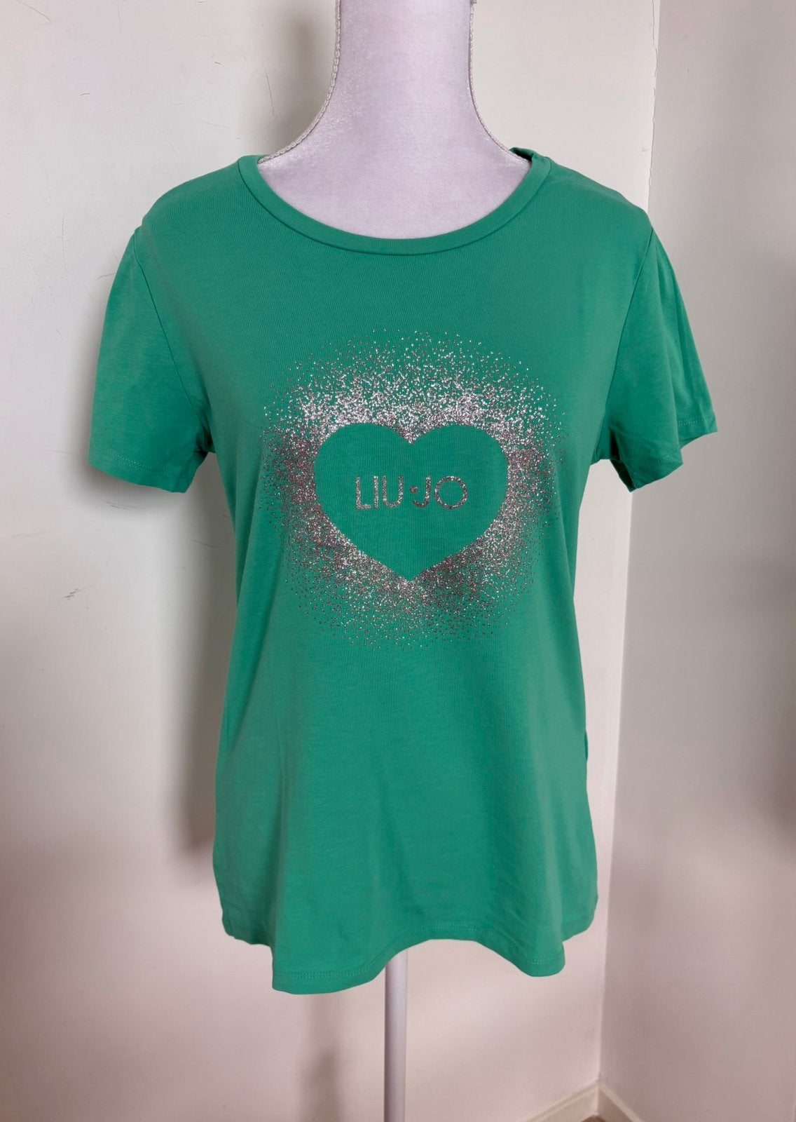 Groen Liu•Jo T-shirt met zilveren glinsterend hart - maat XL, Kleding | Dames, T-shirts, Maat 42/44 (L), Nieuw, Ophalen of Verzenden