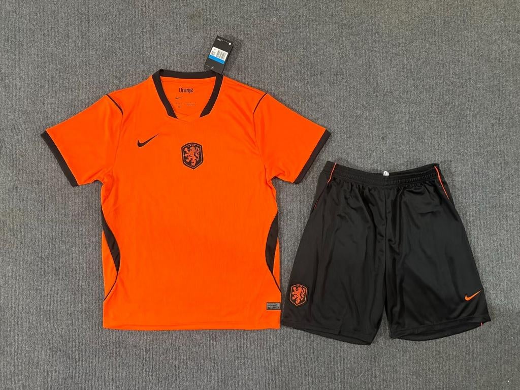 Wk pakje nedelands elftal 2026 kinderen diverse maten, Maat XS of kleiner, Ophalen of Verzenden, Nieuw, Set