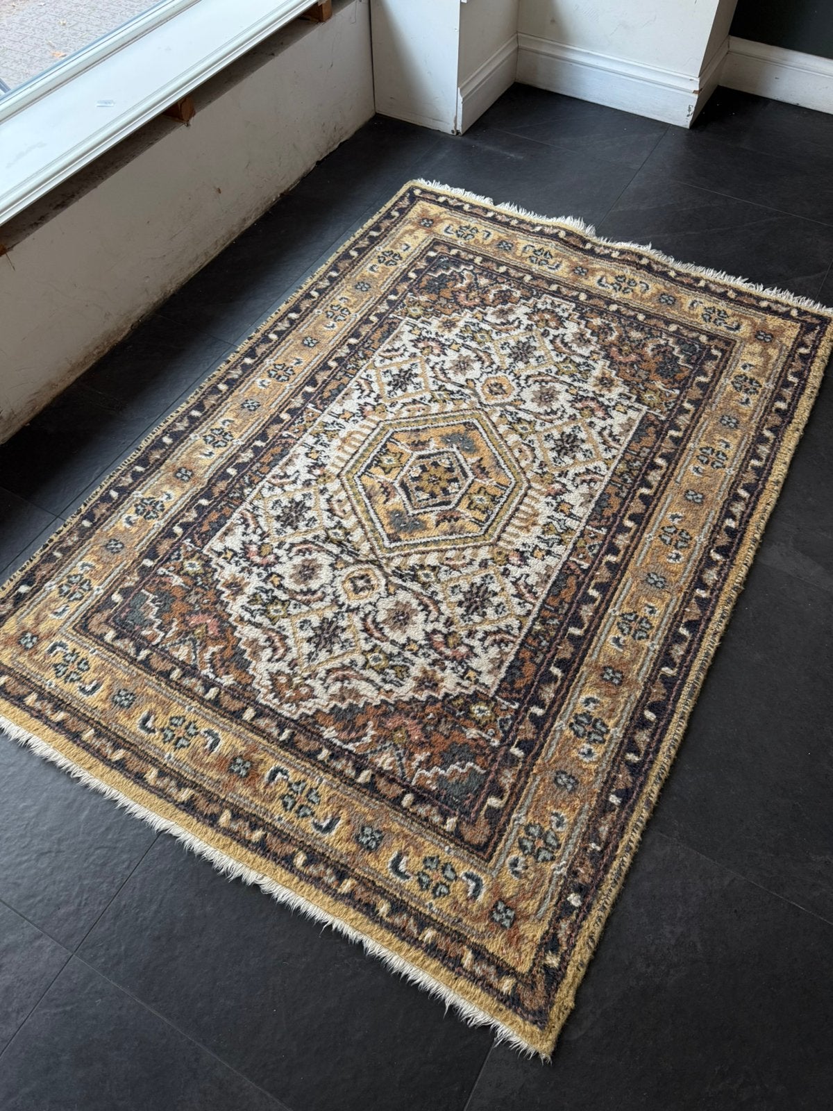 Mooi vintage vloerkleed, Huis en Inrichting, 100 tot 150 cm, 200 cm of meer, Ophalen of Verzenden, Zo goed als nieuw
