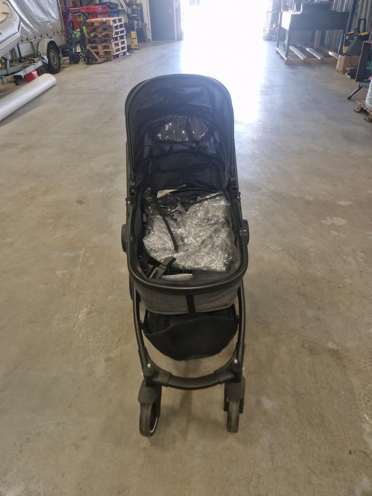 Kinderwagen Banini, Kinderen en Baby's, Kinderwagens en Combinaties, Ophalen, Zo goed als nieuw, Overige merken