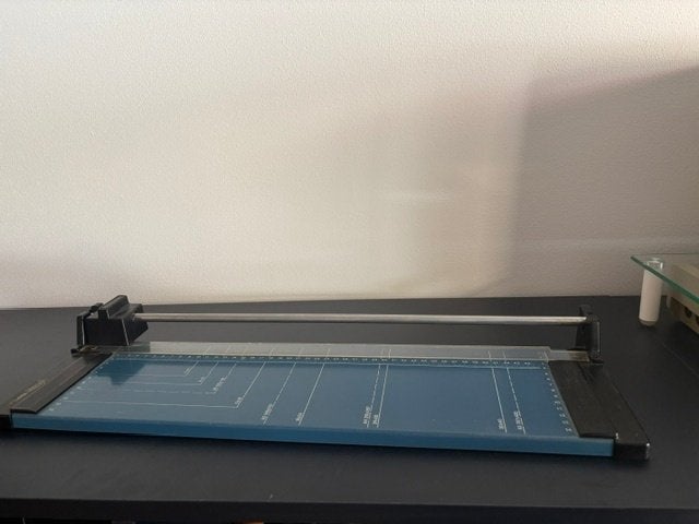 Dahle Papiersnijder: Model 507 Cut Cat A4, Gebruikt, Overige thema's, Gereedschap of Toebehoren, Metaal