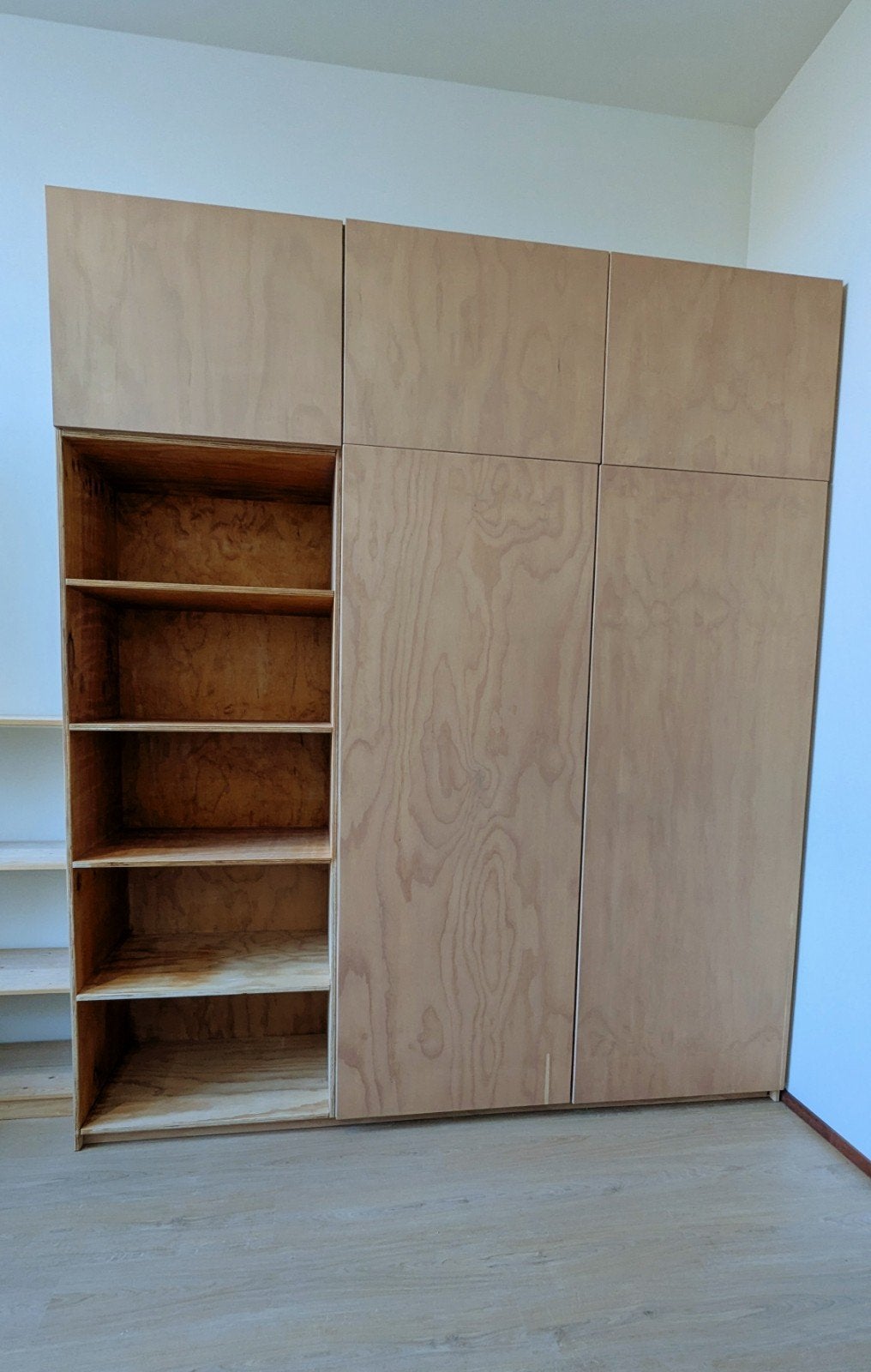 Grote vuren multiplex kast, Huis en Inrichting, Ophalen, 200 cm of meer, 200 cm of meer, Modern, functioneel, modulair