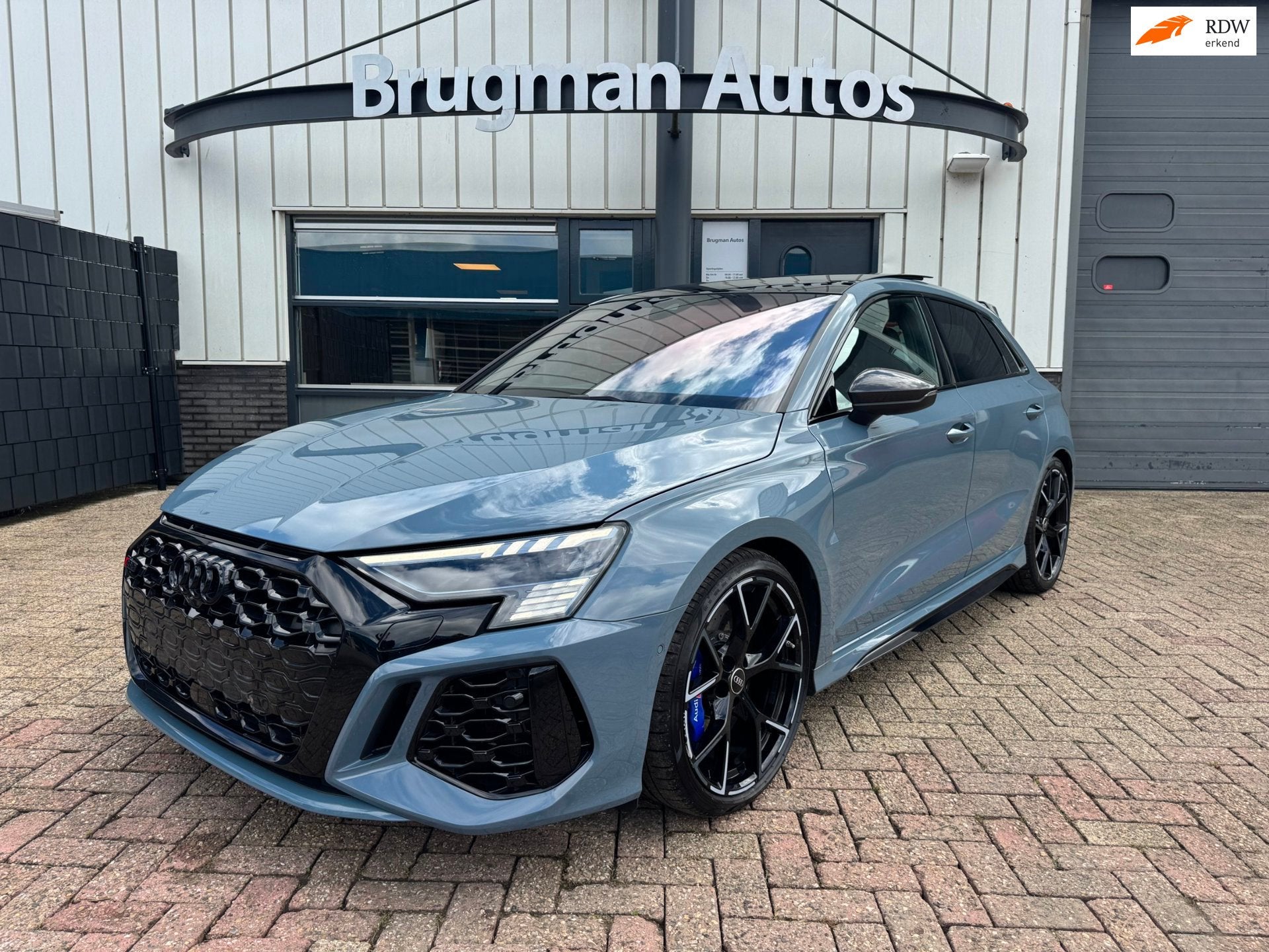 Audi A3 Sportback RS3 Quattro EX B.P.M, Gebruikt, Zwart, 2498 cc, Leder