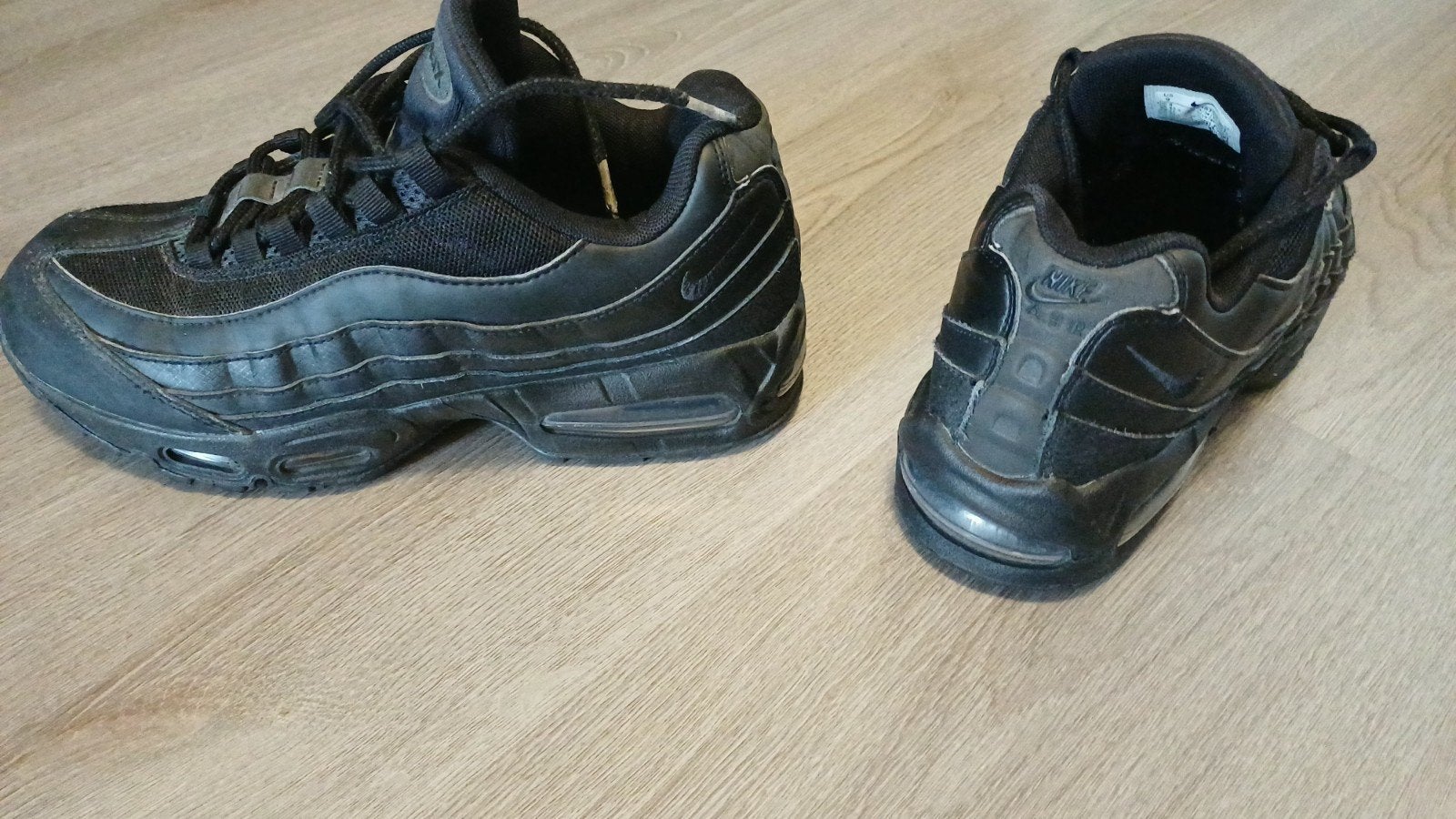 Nike Air Max 95 - Maat 42,5 - Gebruikt maar in goede staat, Nike air max, Ophalen of Verzenden, Zo goed als nieuw, Sportschoenen