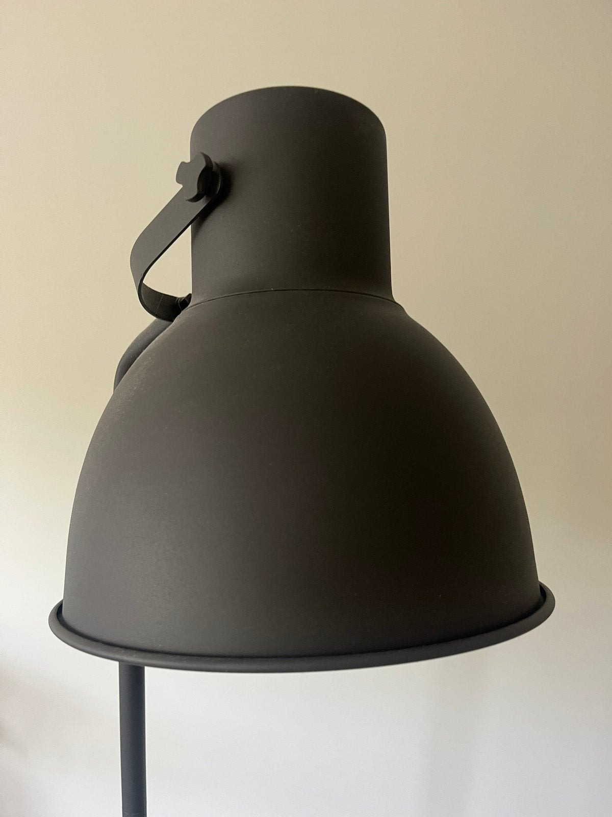 Staande Hektar lamp grijs, Ophalen, Zo goed als nieuw, 150 tot 200 cm