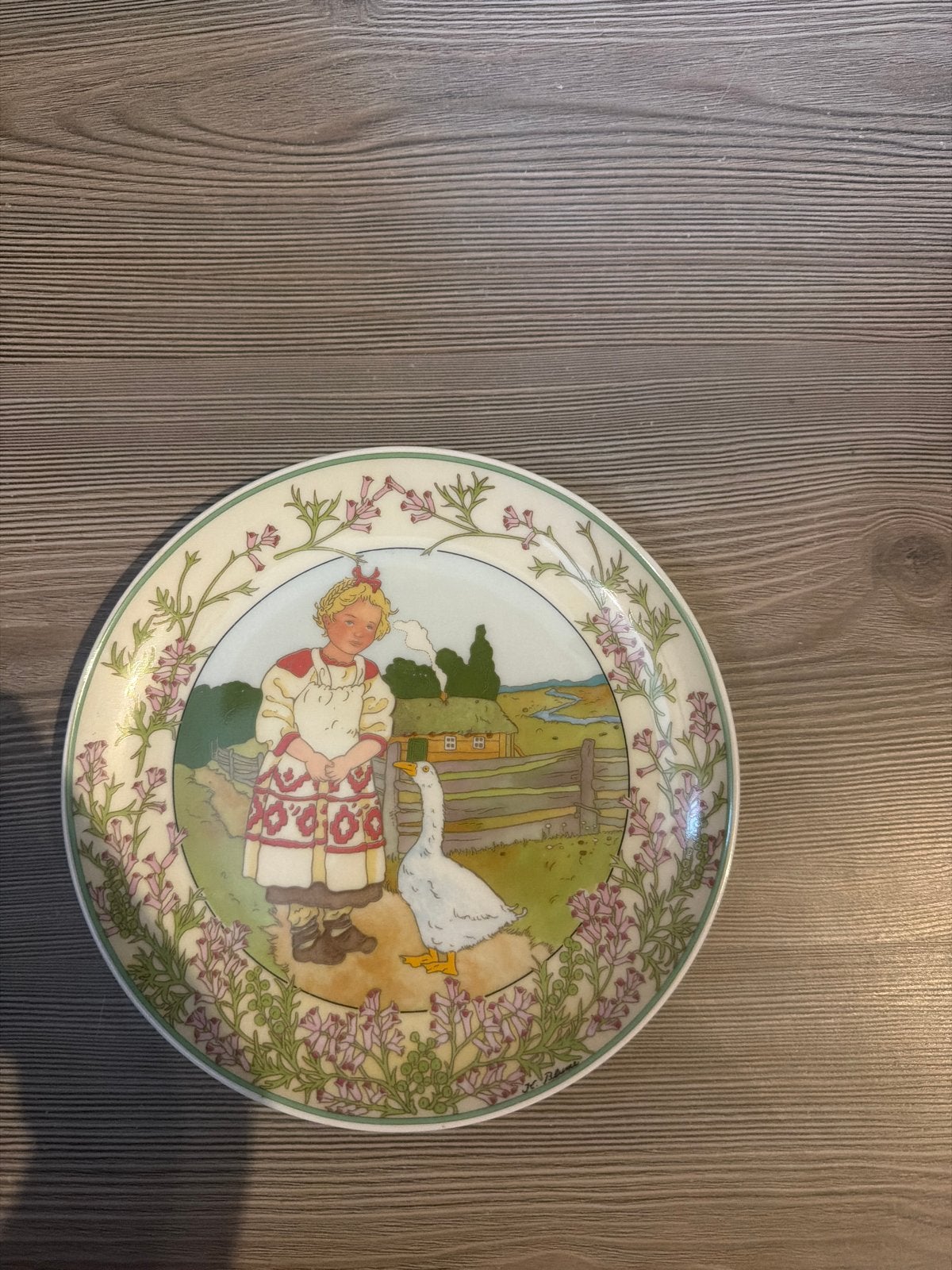 Villeroy & Boch UNICEF sierbord "Onze Kinderen" No. 1, Antiek en Kunst, Antiek | Wandborden en Tegels, Ophalen of Verzenden