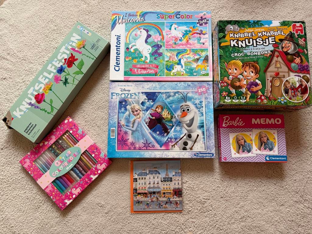 Meisjes speelgoed: puzzels, knutselspullen en spelletjes, Ophalen, Gebruikt, Knutselen