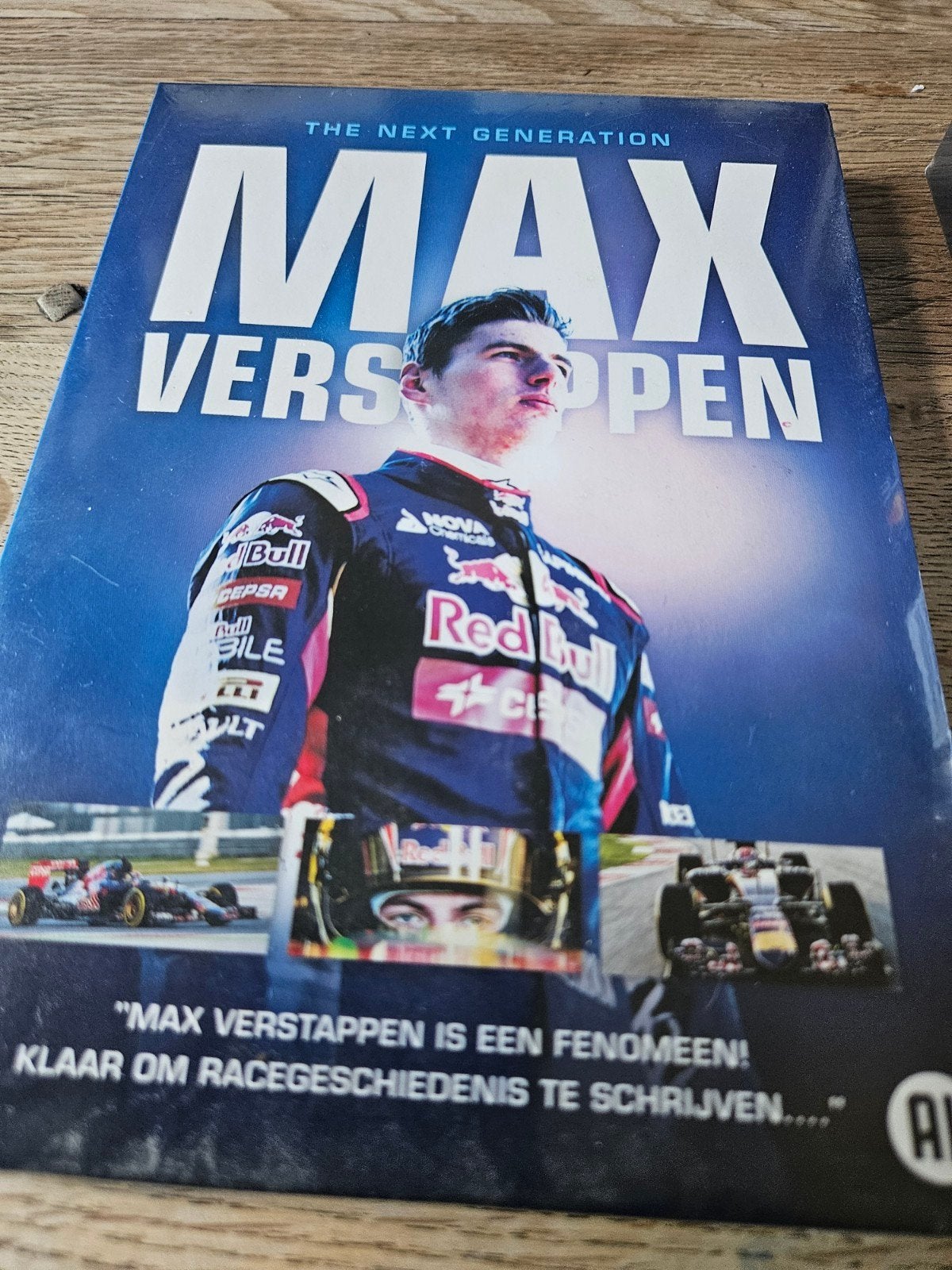 Max Verstappen dvd + sleutelhanger + cards, Alle leeftijden, Ophalen of Verzenden, Nieuw in verpakking
