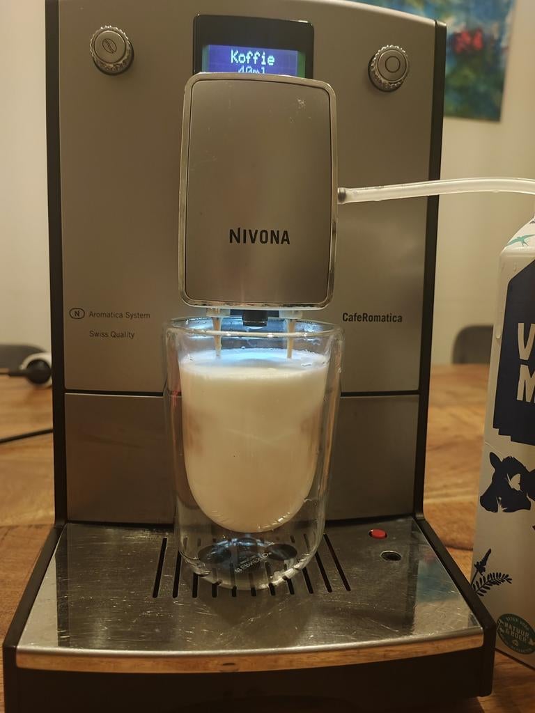 Nivona CafeRomatica NICR 767 Koffiemachine in prima staat, Afneembaar waterreservoir, Gebruikt, 10 kopjes of meer, Ophalen of Verzenden