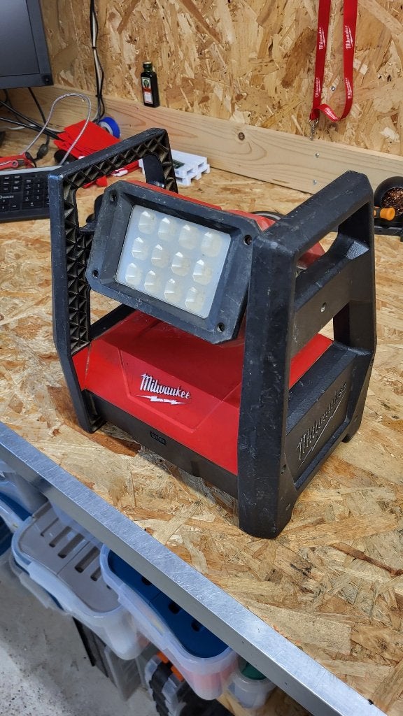 Milwaukee M18 HAL LED lamp, Ophalen of Verzenden, Nieuw, 500 watt of meer, Lamp