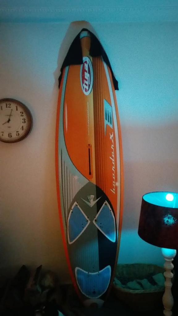 Tiga boarder x 110 lit, Ophalen, Gebruikt, Met draagtas, Minder dan 250 cm