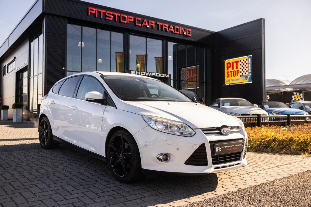 Ford Focus 1.6 EcoBoost Titanium, Xenon, 182pk, Cruise, Blac, Auto's, Gebruikt, 4 cilinders, Wit, 665 kg