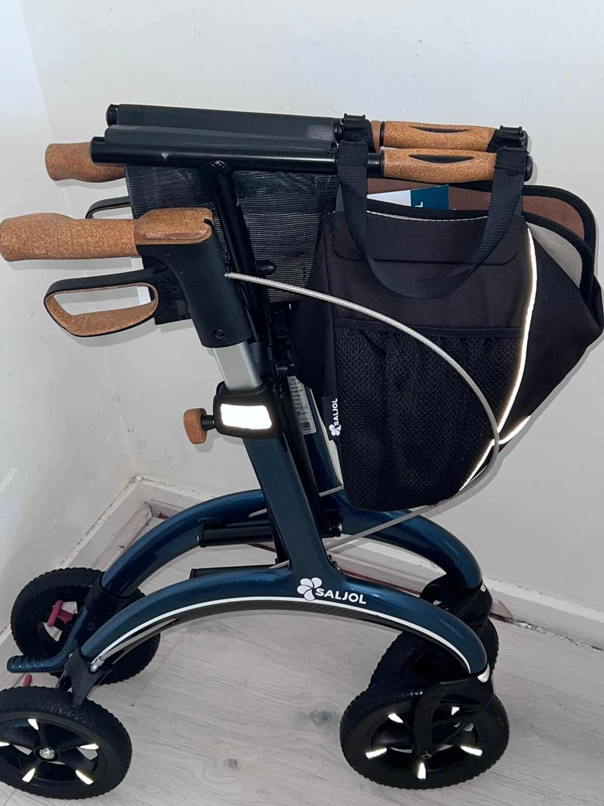 Saljol rollator, Ophalen of Verzenden, Zo goed als nieuw