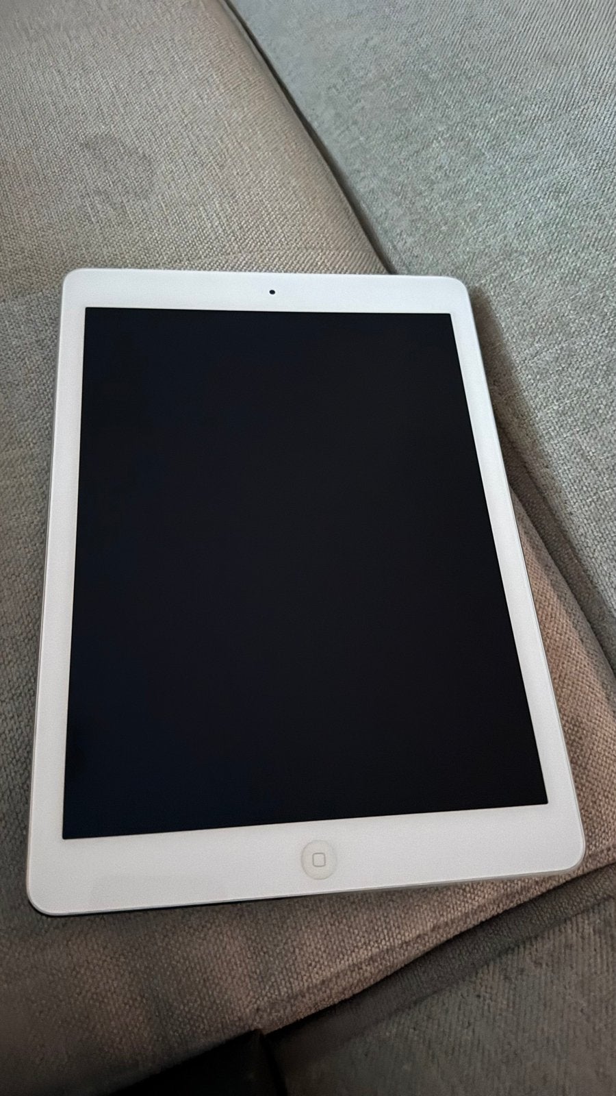 Apple iPad 3, 4G cellulair en Wi-Fi Zilver, Computers en Software, 10 inch, Apple iPad Air, Ophalen of Verzenden, Zo goed als nieuw