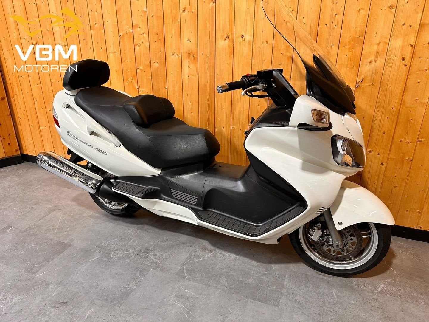 Suzuki AN 650 Burgman ABS Executive AN650 AN-650 Nieuwe band, Motorrijbewijs A, Bedrijf, Onbekend, 2 cilinders