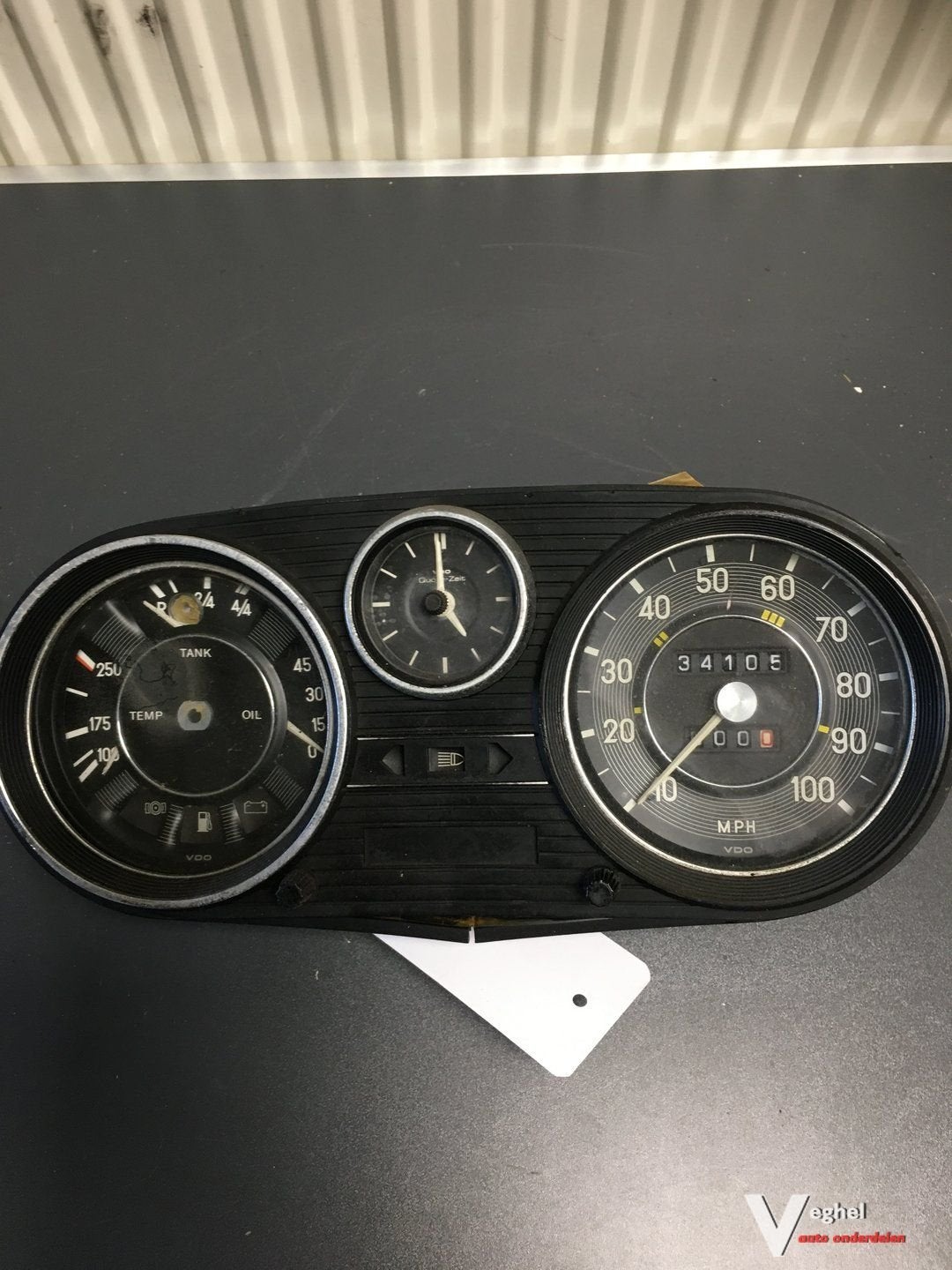 Mercedes W115 Amerikaanse Km Tellerklok 250 diesel handgesch, Gebruikt, -, -, Ophalen of Verzenden