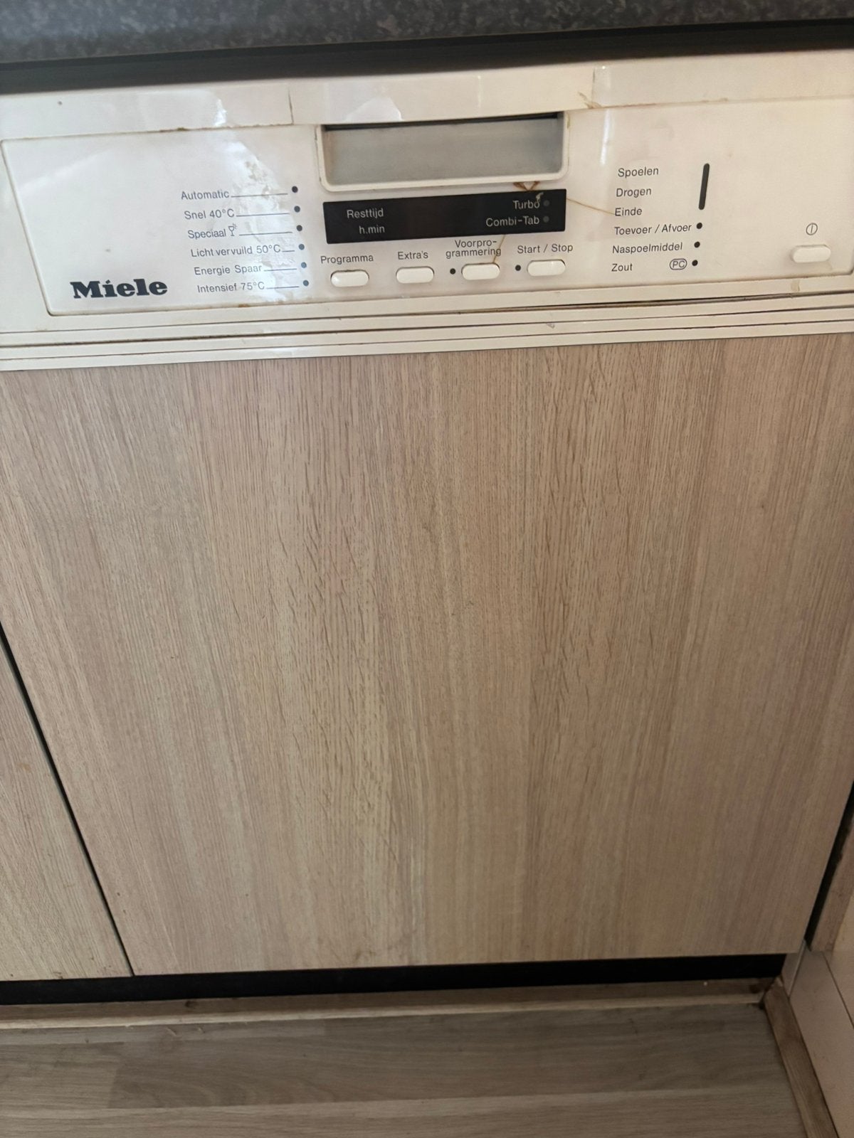 Miele inbouwvaatwasser (kapot), Ophalen, Niet werkend, Inbouw, Minder dan 85 cm