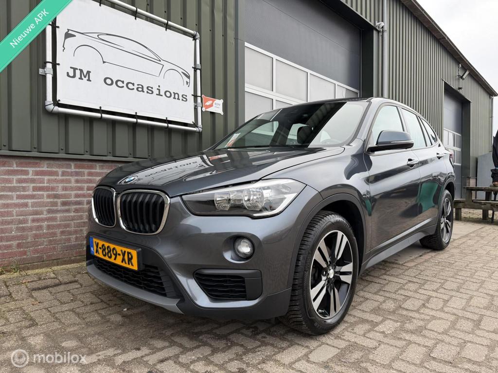 BMW X1 sDrive18i Centennial High Executive|Stoel vw|Clima|PD, 136 pk, Gebruikt, Euro 6, Automatische klimaatregeling