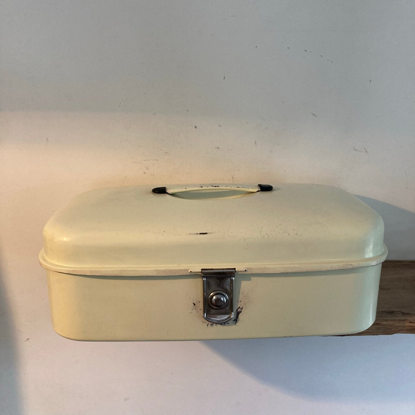 Vintage emaille broodtrommel - Crème wit - 46x26x16 cm, Antiek en Kunst, Ophalen of Verzenden