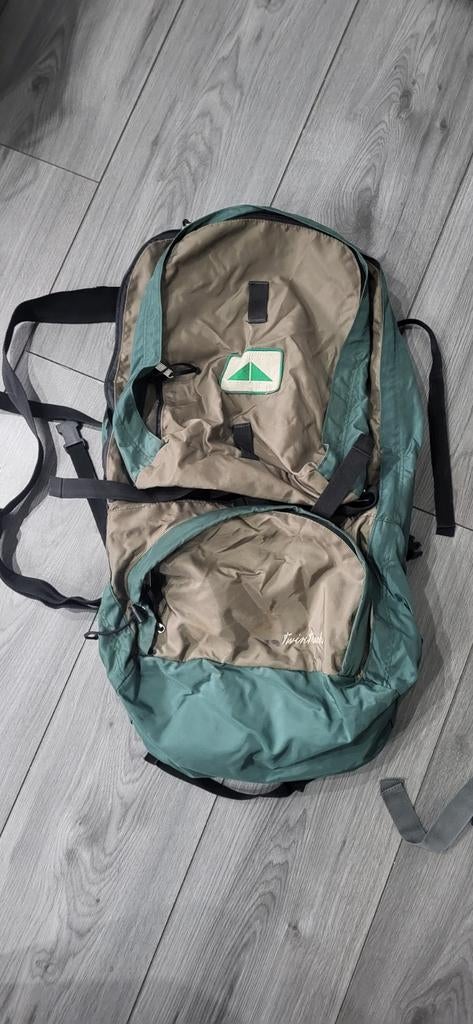 Perry Sport Trekking Rugzak - Groen/Beige, Gebruikt, 25 tot 40 cm, Trekking, Ophalen