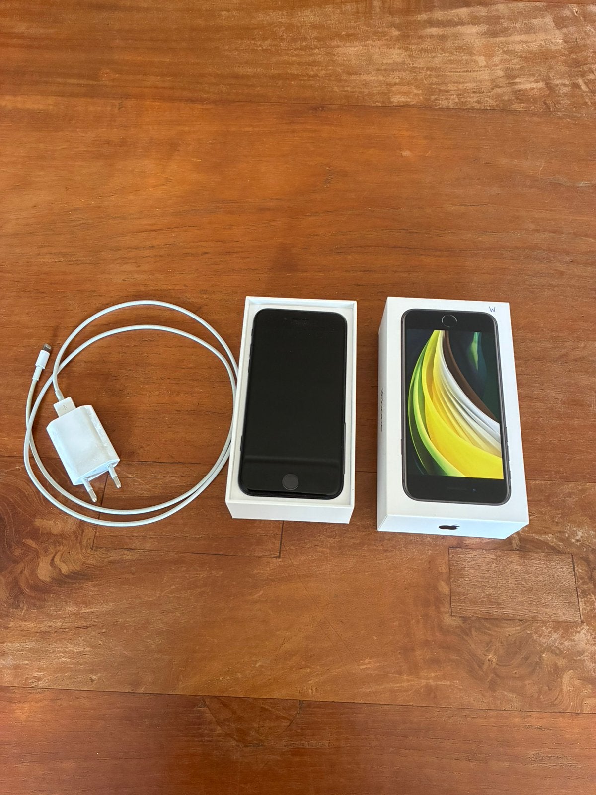 Apple iPhone SE (2e generatie), Telecommunicatie, Ophalen of Verzenden, Zwart, 64 GB, Overige modellen