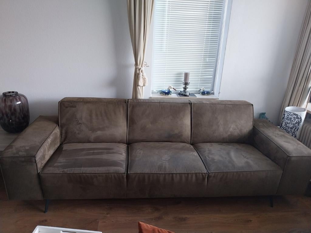 Mooie olijfkleurige bank, 3.60m diep, Huis en Inrichting, Banken | Bankstellen, Gebruikt, 300 cm of meer, Ophalen of Verzenden