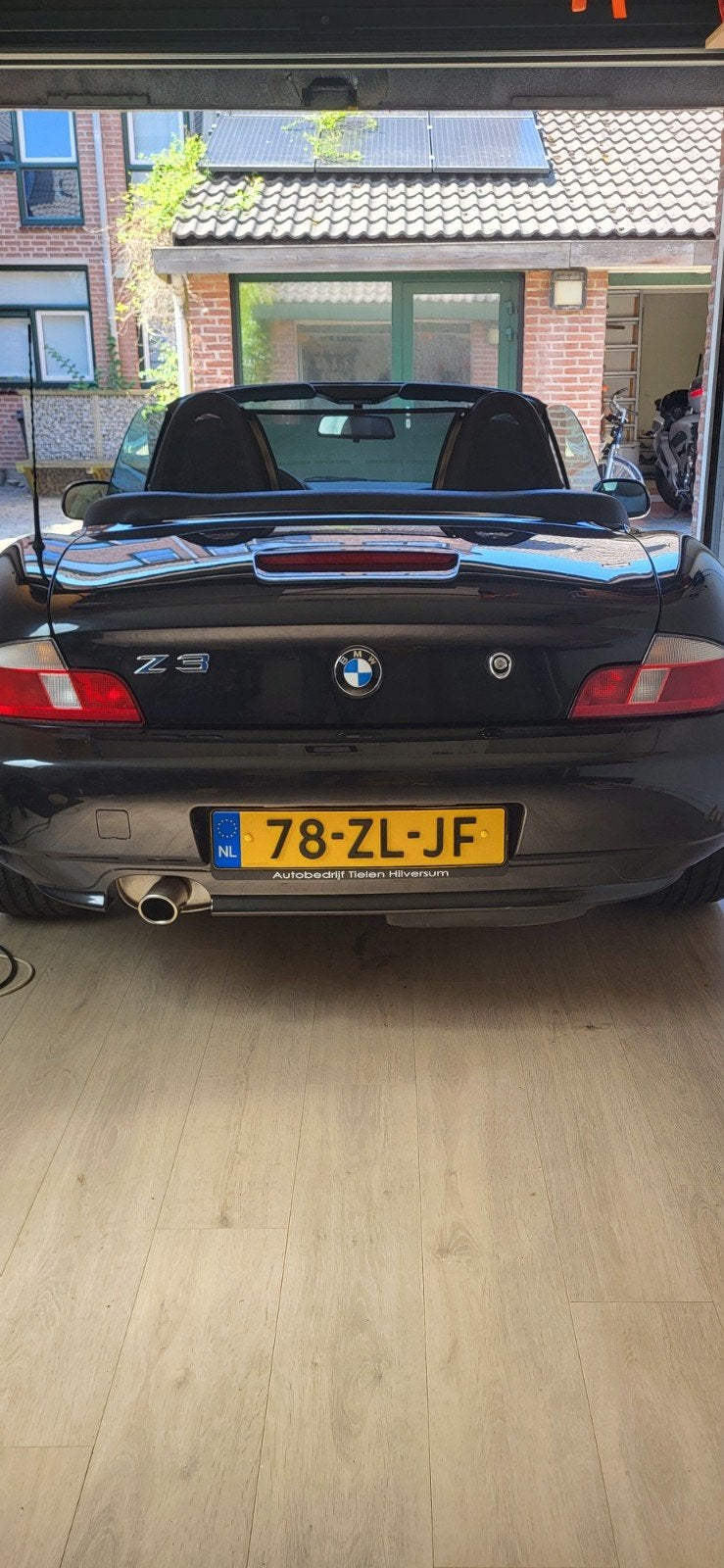 BMW Z3 1.9 I Roadster 2000 Zwart, Auto's, BMW, 13 km/l, 4 cilinders, Cabriolet, Lederen bekleding