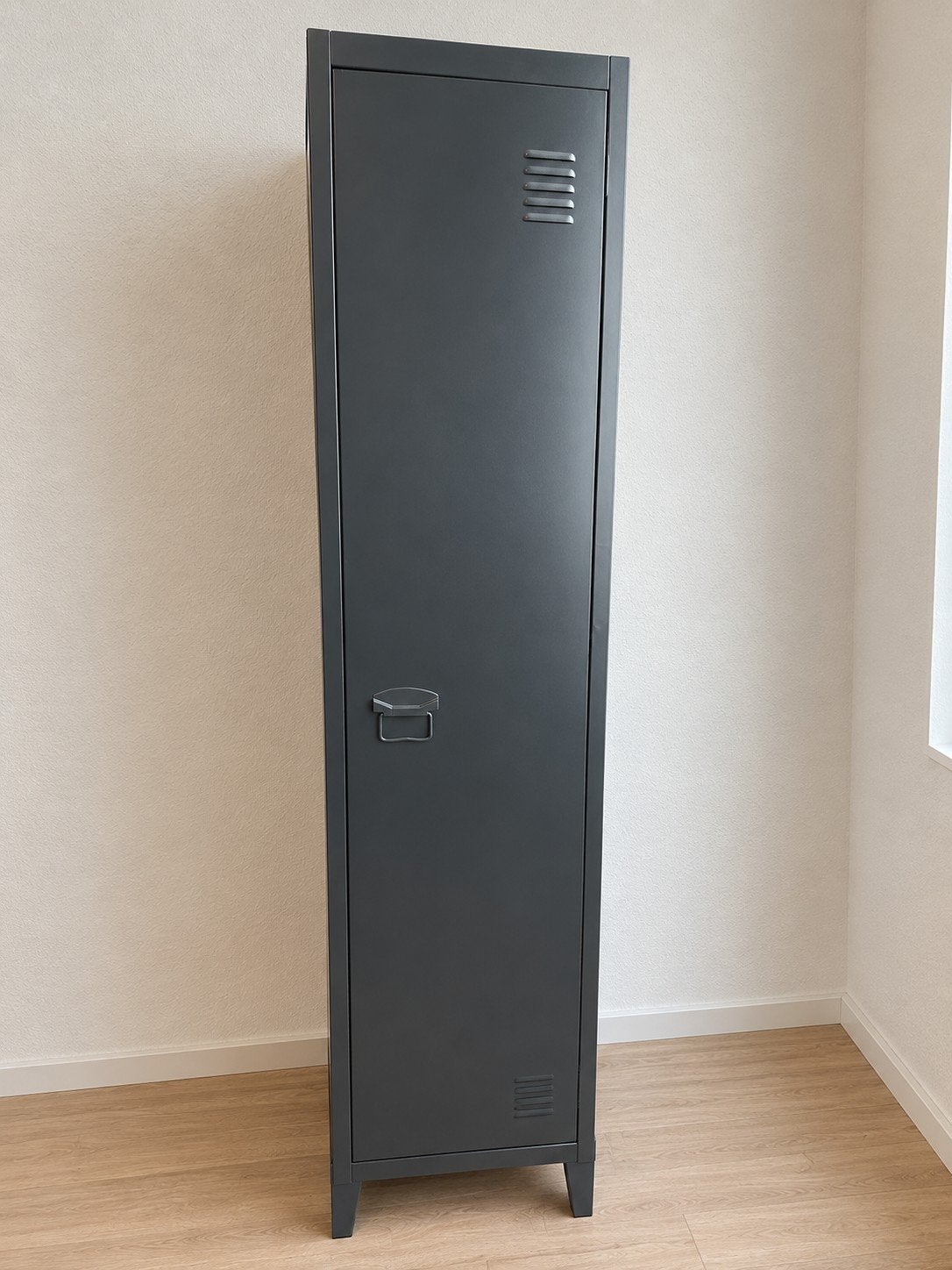 Kwantum Leipzig Lockerkast - Zwart Metaal, Ophalen