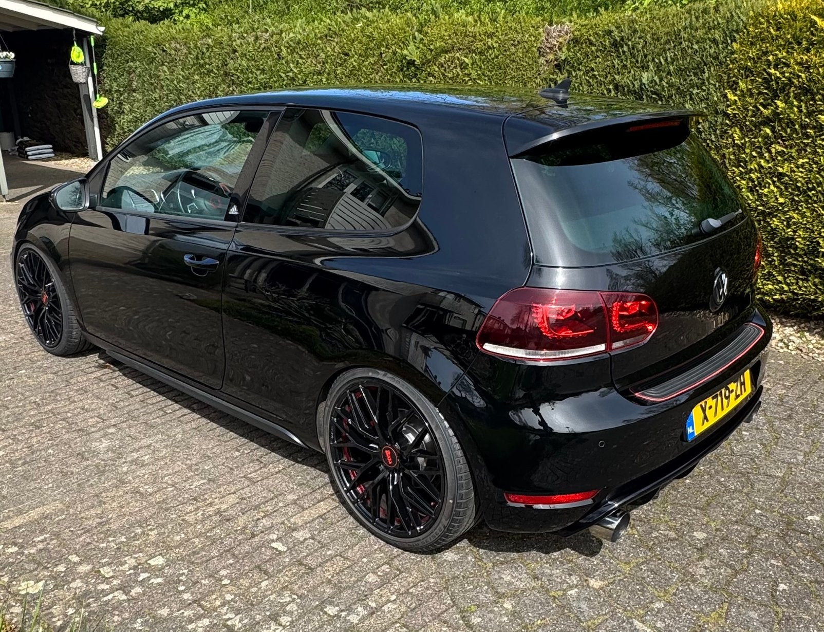Volkswagen Golf 2.0 GTI 155KW DSG 2010 Zwart, 4 cilinders, Zwart, 14 km/l, 1314 kg