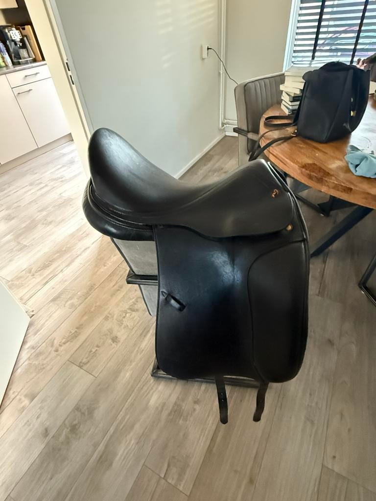 Prestige venus 17 inch, Dieren en Toebehoren, Paarden en Pony's | Zadels, Ophalen of Verzenden, Dressuur