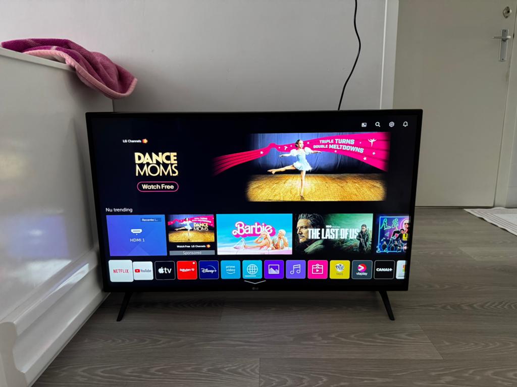43inch UltraHD Smart tv LG | Werkt Super | Incl remote, Audio, Tv en Foto, Televisies, Ophalen, LED, 50 Hz, Zo goed als nieuw