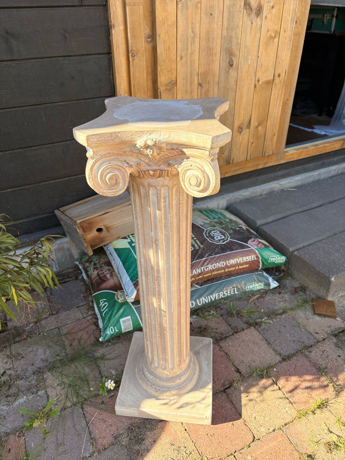 Decoratieve zuil / sokkel in klassieke stijl, Ophalen, Gebruikt