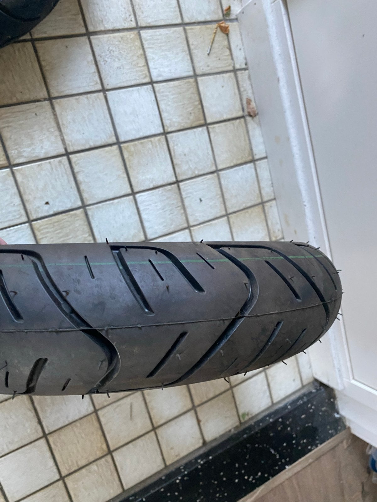 Nieuwe band voor Vespa look-alike scooter, Fietsen en Brommers, Ophalen of Verzenden, Nieuw, Overige typen, Overige merken