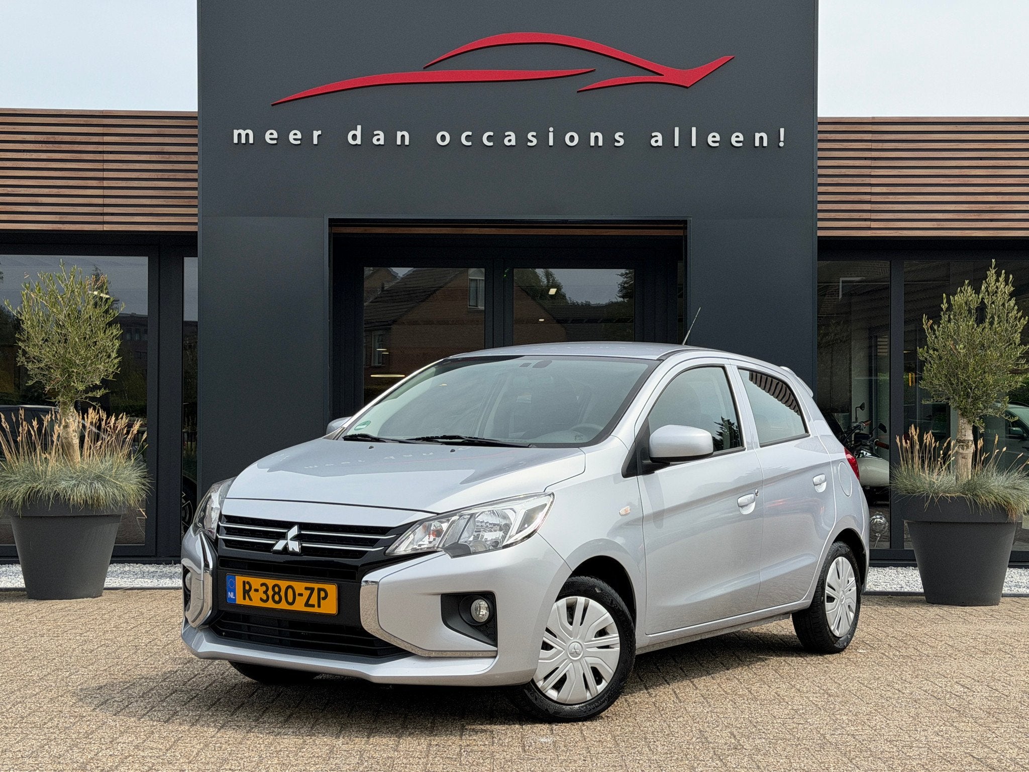 Mitsubishi Space Star Space Star 1.2 Connect+ (bj 2023), Keurmerk '100% Onderhouden', Gebruikt, Euro 6, 850 kg