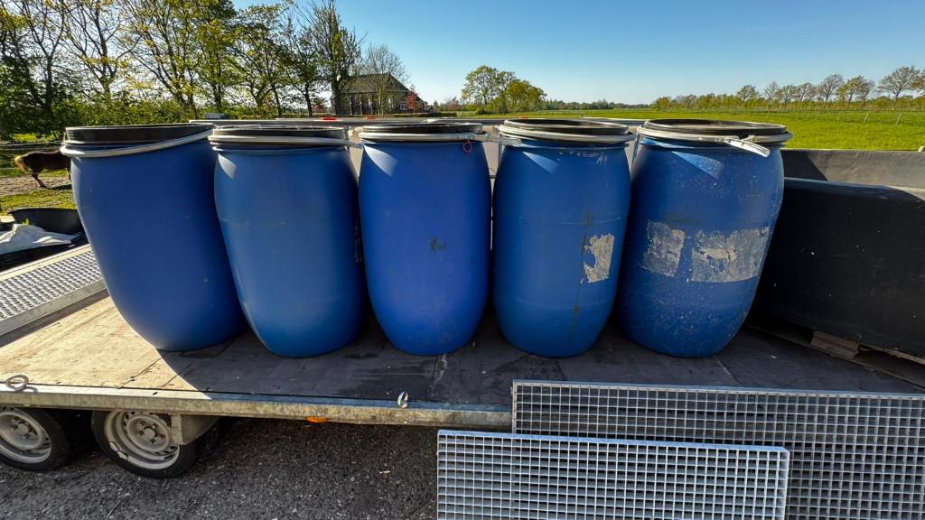 220 liter vat kunststof incl. deksel, Ophalen, Gebruikt, Overige typen, 50 cm of meer