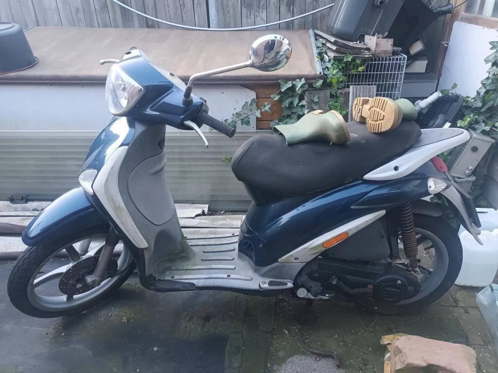 Piaggio Scooter, Fietsen en Brommers, Ophalen, Gebruikt, Benzine, Overige merken