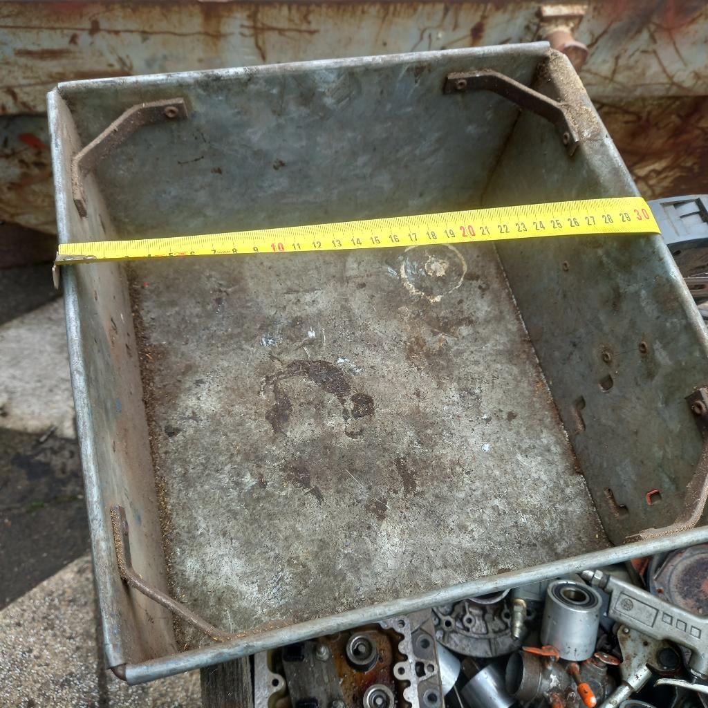 VINTAGE VERZINKTE INDUSTRIE BAKKEN 20 STUKS, Minder dan 50 cm, Gebruikt, Minder dan 50 cm, Ophalen of Verzenden