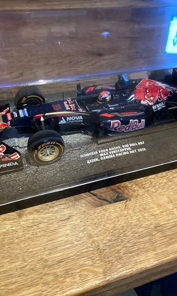Verstappen 1:18 gamma racing days, Ophalen of Verzenden, Zo goed als nieuw, Auto, MiniChamps