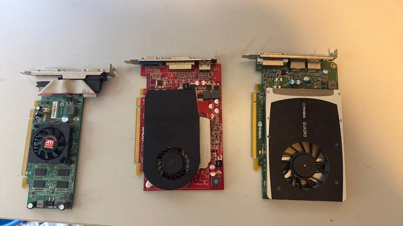 Diverse grafische kaarten. (Werking onbekend), Computers en Software, Gebruikt, GDDR3, Ophalen of Verzenden, PCI