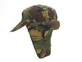 originele wintermuts van het leger met woodland camouflage, Verzamelen, Militaria | Algemeen, Ophalen, Landmacht, Nederland, Kleding of Schoenen