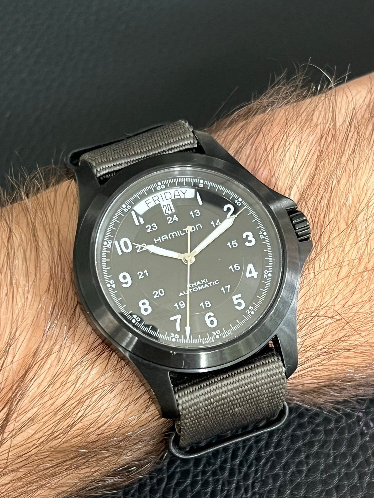 Hamilton Khaki Automatic Horloge, Ophalen of Verzenden, Zo goed als nieuw, Zwart, Android