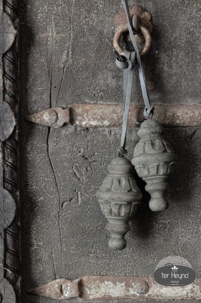 Houten klos ornament hanger leren veter hang stoer sober, Verzenden, Nieuw, Hout