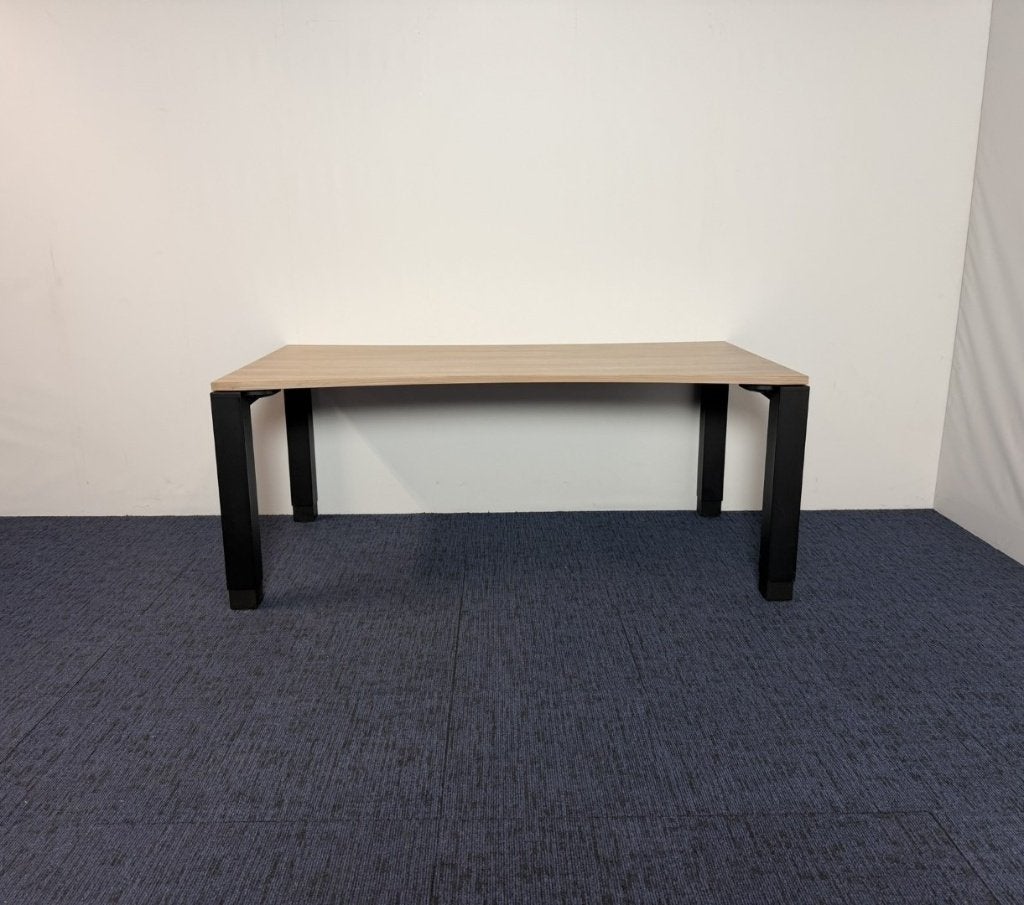 4 x Cockpit bureau, Kersen Havanna blad, 180 x 95/85 cm.