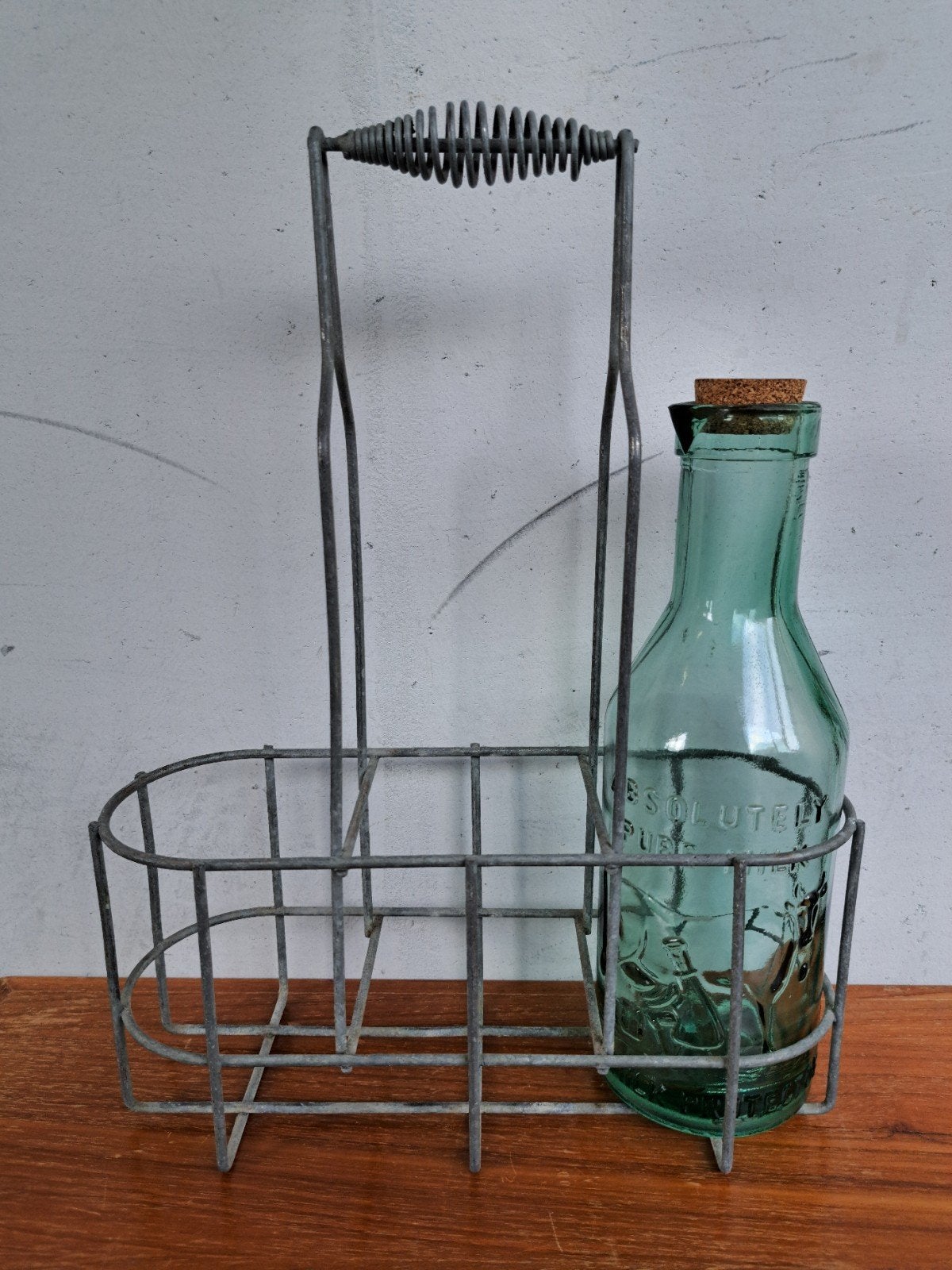 Vintage brocante metalen (melk)flessenhouder voor 3 flessen, Verzamelen, Retro, Ophalen of Verzenden, Huis en Inrichting