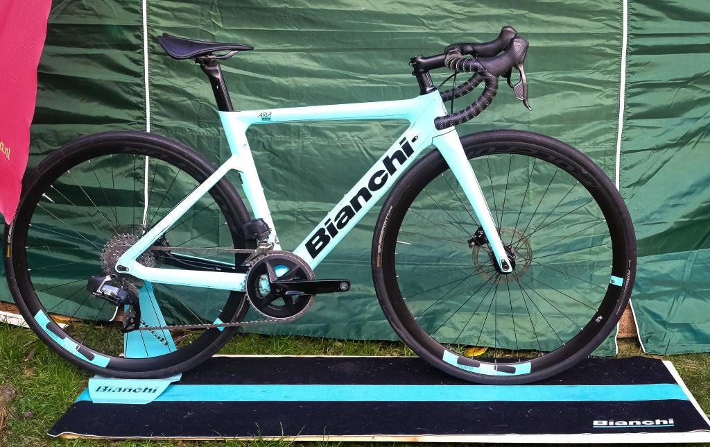 Bianchi Aria 50 SRAM Rival Etap AXS, 28 inch, Gebruikt, Carbon, Heren