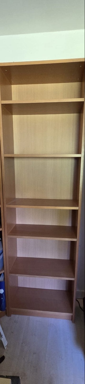 Houten Boekenkast met Verstelbare Planken, Ophalen, Met plank(en), Gebruikt, Billy Ikea