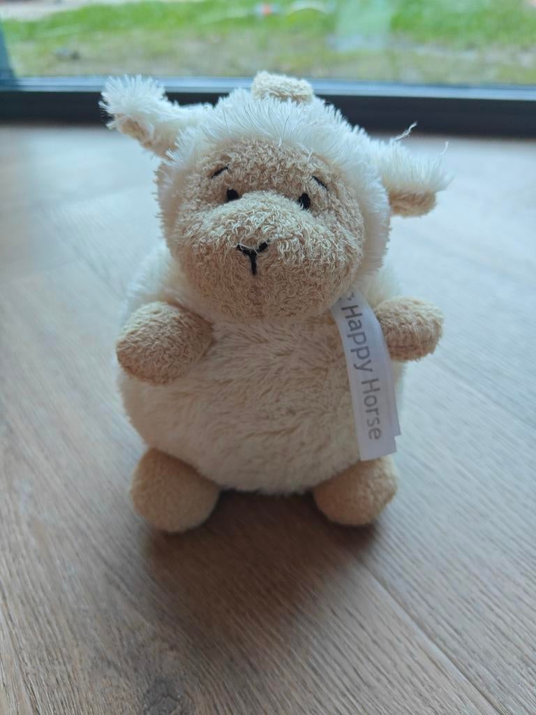 Happy Horse knuffel schaapje met rammel, Met geluid, Ophalen of Verzenden, Zo goed als nieuw, Beige