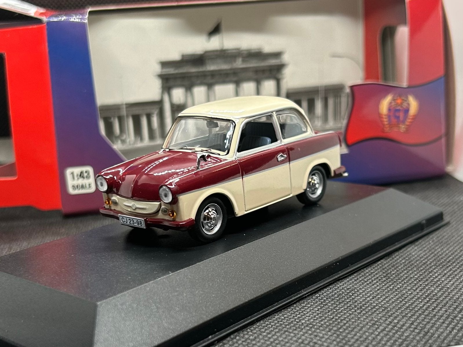 IST Models Trabant P50 Limousine 1:43 OVP, Verzenden, Zo goed als nieuw, Auto, Overige merken