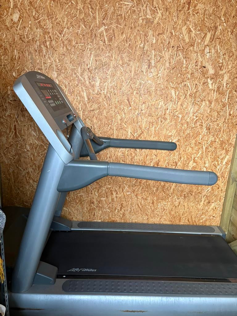 Life Fitness 95Ti Loopband - Gebruikt, Ophalen, Gebruikt, Loopband