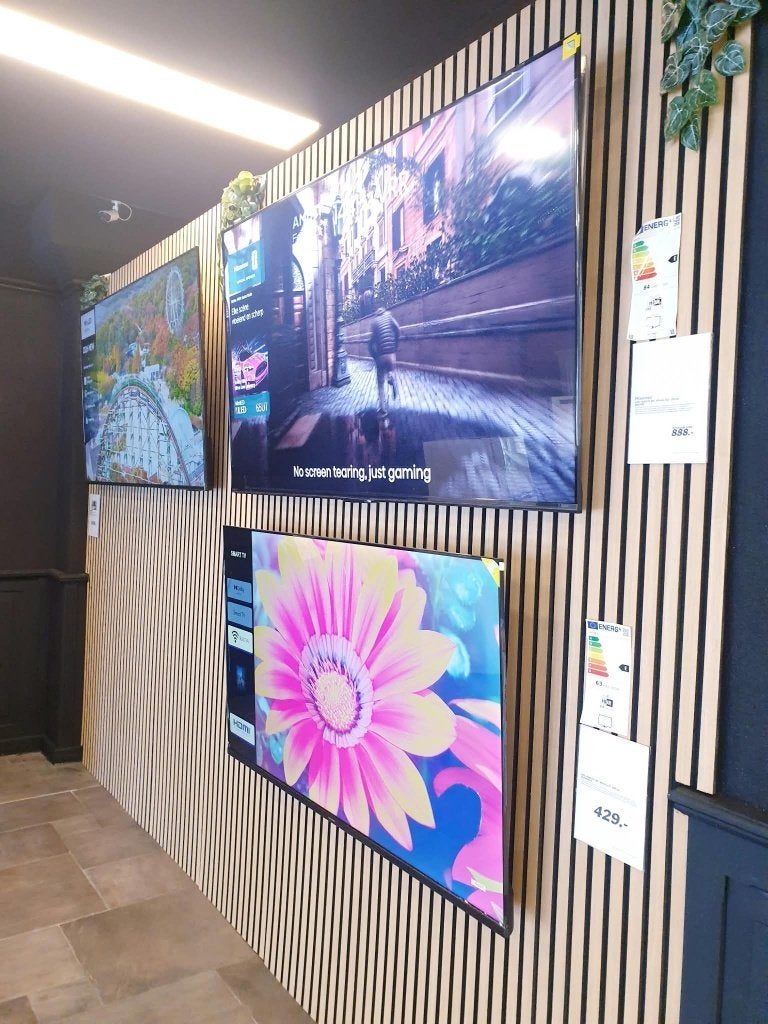Salora smart tv NIEUW Gratis bezorgt, Overige merken, QLED, 50 Hz, Nieuw